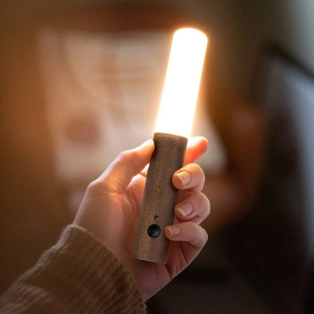 Rechargeable Magnetic Wooden LED Night Light – Portable Ambient Lamp